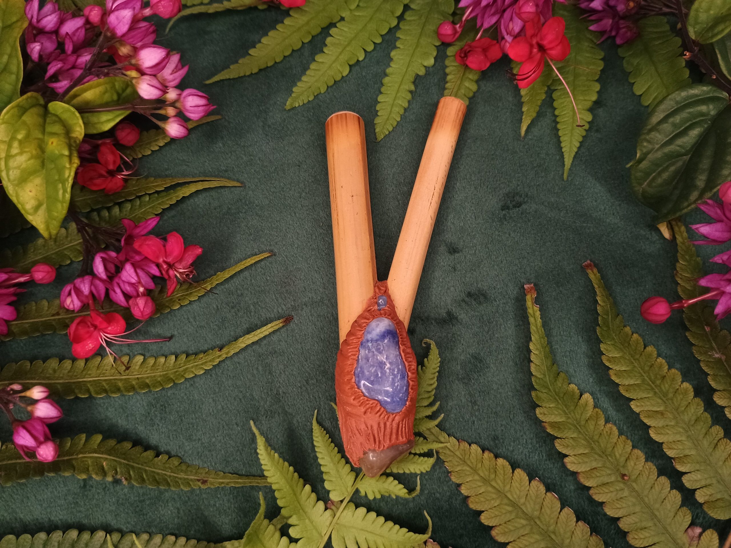 Kuripe de Bambu Tratado com Artes e Cristais - Imagem 3